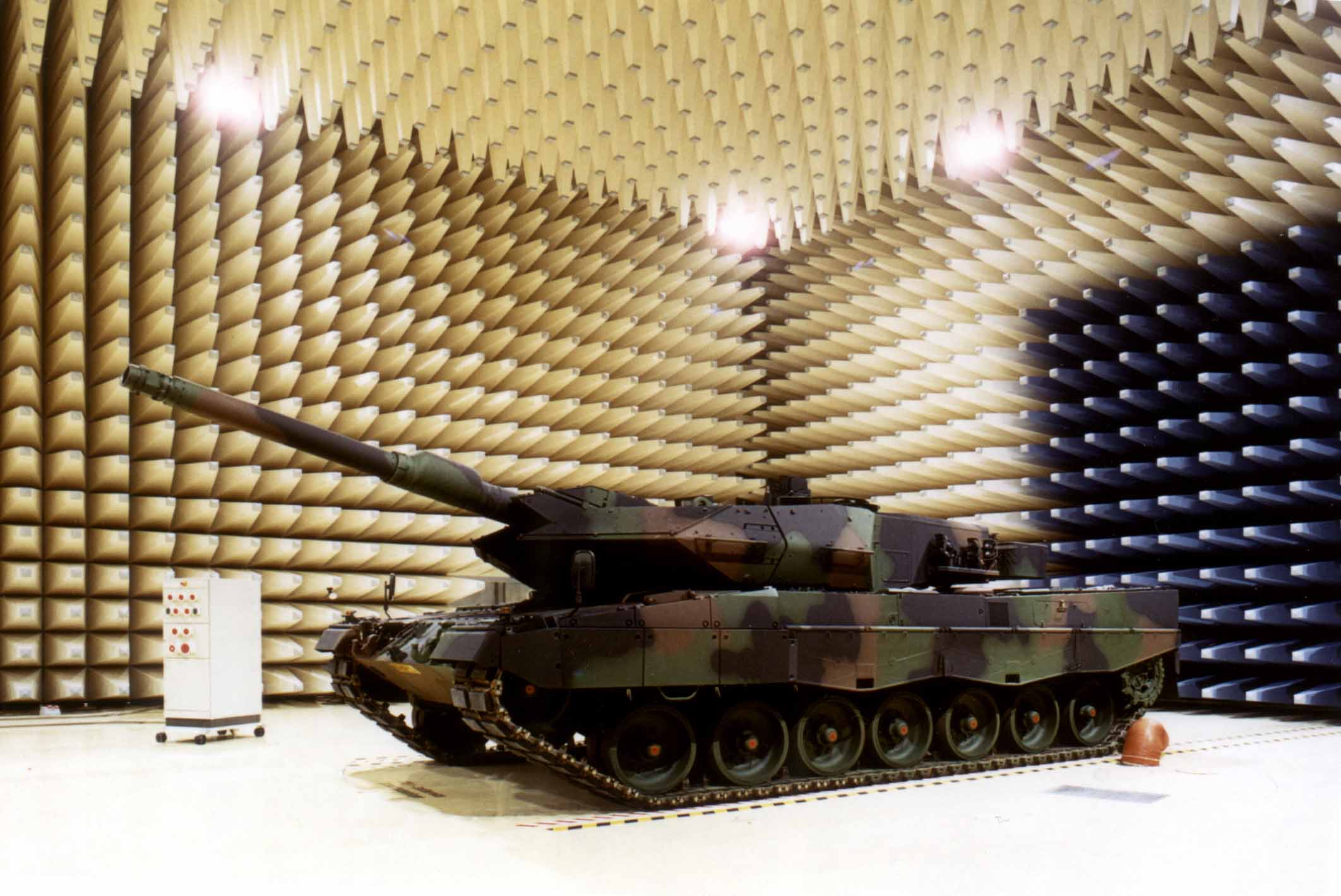 軍標測試暗室